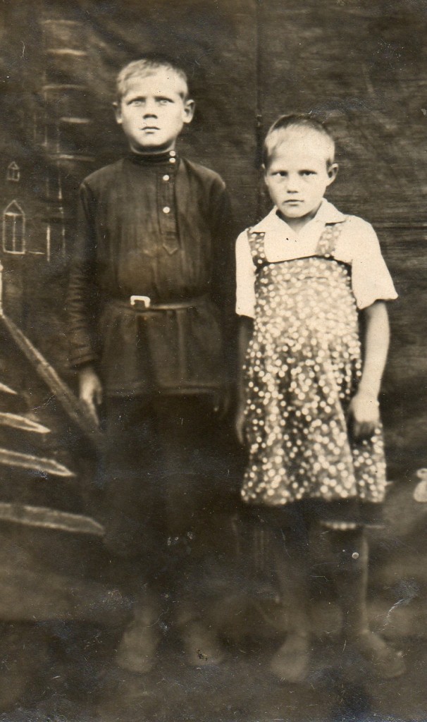 Аркадий и Агния Сергеевичи Свистовы. 1935